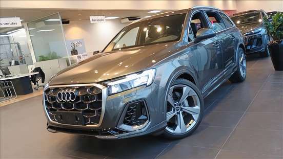 AUDI-Q7-2025