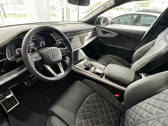 AUDI-Q8-3.0 TFSI GASOLINA PERFORMANCE BLACK QUATTRO TIPTRONIC AUDI-Q8-2025