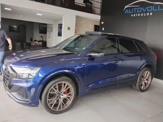AUDI-Q8-3.0 TFSI GASOLINA PERFORMANCE QUATTRO TIPTRONIC AUDI-Q8-2023