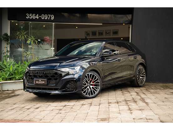 AUDI-Q8-2025
