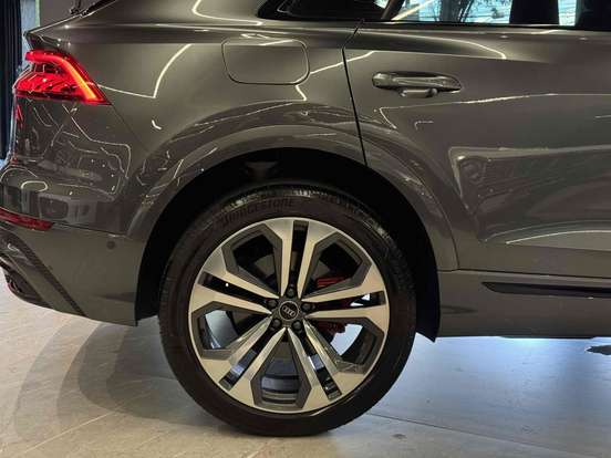 AUDI-Q8-3.0 TFSI GASOLINA PERFORMANCE BLACK QUATTRO TIPTRONIC AUDI-Q8-2023