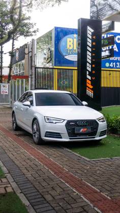 AUDI A4 2.0 TFSI AMBIENTE GASOLINA 4P S TRONIC