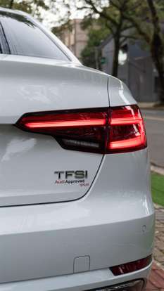 AUDI-A4-2016