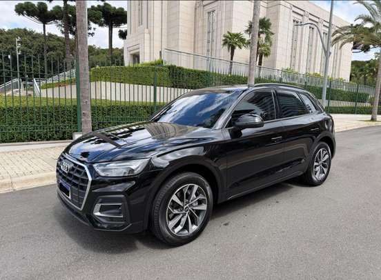 AUDI-Q5-2022