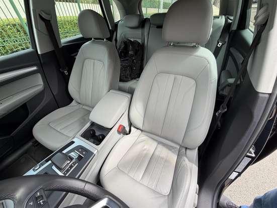 AUDI-Q5-2022