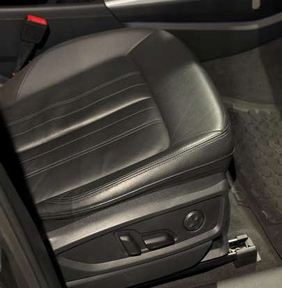AUDI-Q5-2019