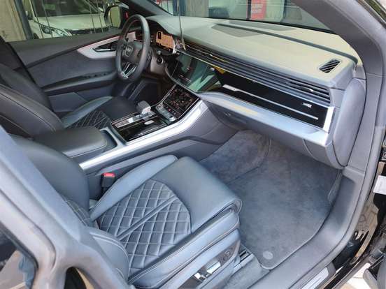 AUDI-Q8-3.0 TFSI GASOLINA PERFORMANCE BLACK QUATTRO TIPTRONIC AUDI-Q8-2025