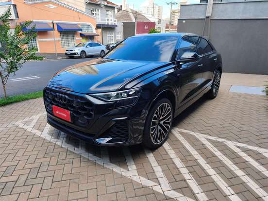 AUDI-Q8-3.0 TFSI GASOLINA PERFORMANCE BLACK QUATTRO TIPTRONIC AUDI-Q8-2025
