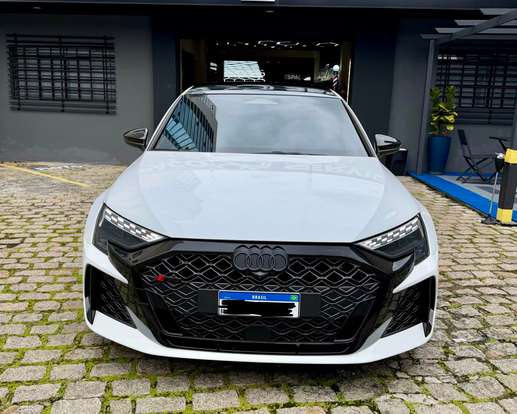 AUDI-RS3-2025