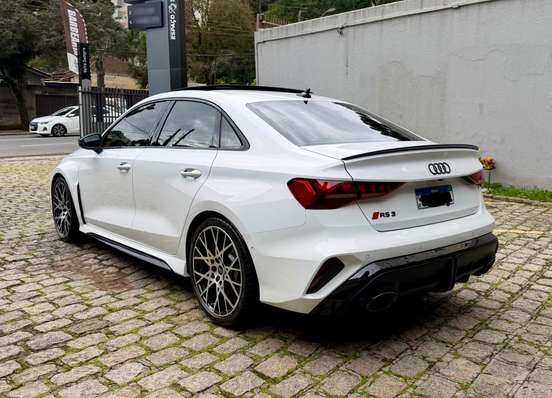 AUDI-RS3-2025