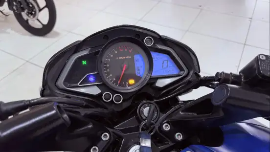 BAJAJ-DOMINAR 200-2023