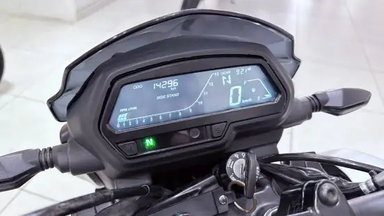 BAJAJ-DOMINAR 250 BAJAJ-DOMINAR 250-2024