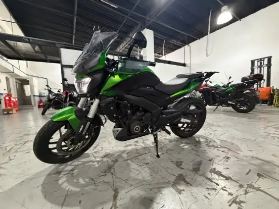 BAJAJ-DOMINAR 400-2025