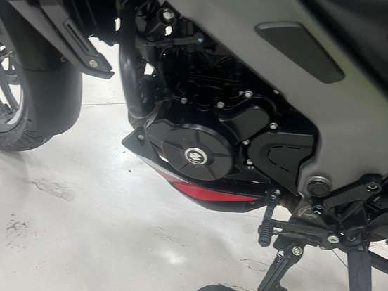 BAJAJ-DOMINAR 200 BAJAJ-DOMINAR 200-2025