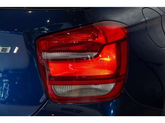 BMW-118i-1.6 16V TURBO GASOLINA 4P AUTOMÁTICO BMW-118i-2011