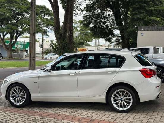 BMW-120i-2.0 16V SPORT ACTIVEFLEX 4P AUTOMÁTICO BMW-120i-2015