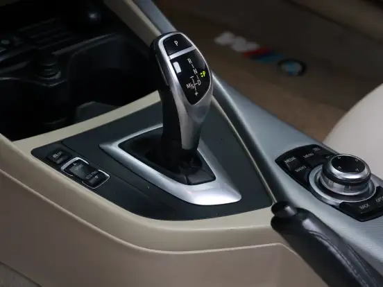 BMW-125i-2.0 M SPORT 16V GASOLINA 4P AUTOMÁTICO BMW-125i-2013