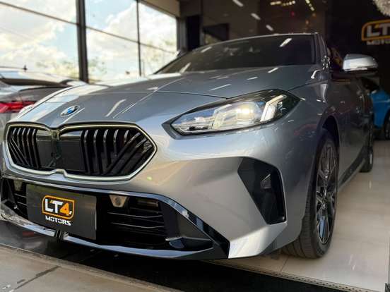 BMW-220i-2025