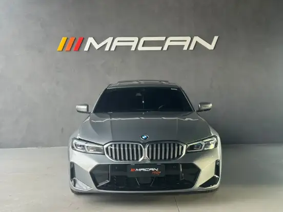 BMW-320i-2023
