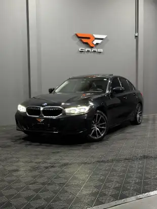BMW-320i-2022