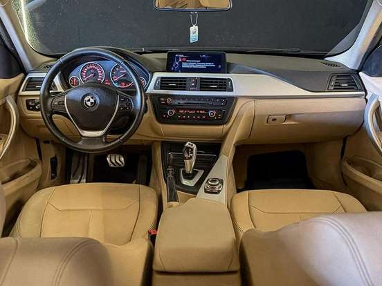 BMW-320i-2.0 16V TURBO ACTIVE FLEX 4P AUTOMÁTICO BMW-320i-2013