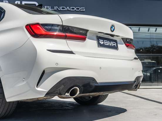 BMW-320i-2.0 16V TURBO FLEX M SPORT AUTOMÁTICO BMW-320i-2020