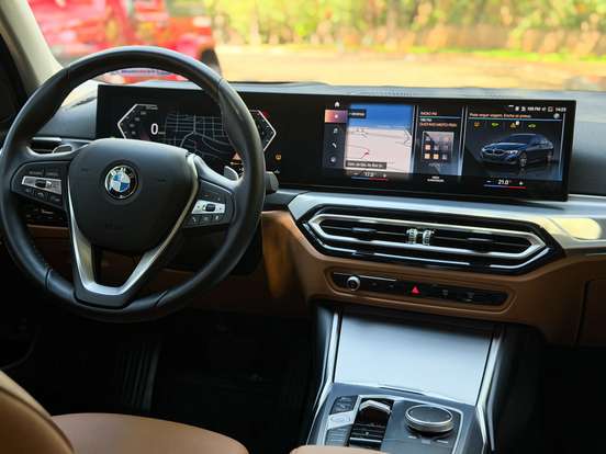 BMW-320i-2024