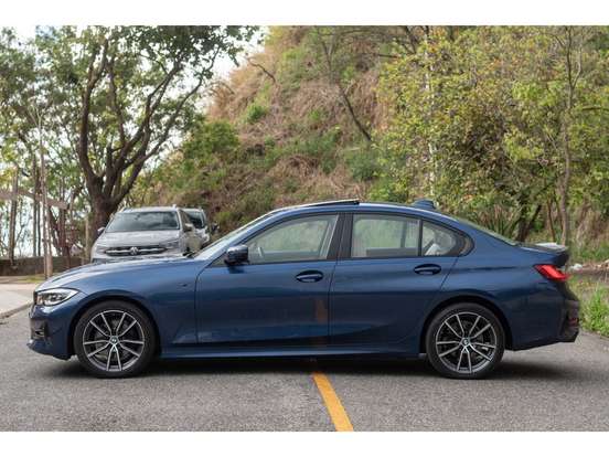BMW-320i-2.0 16V TURBO FLEX SPORT GP AUTOMÁTICO BMW-320i-2022