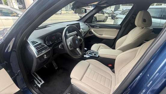 BMW-iX3-2023