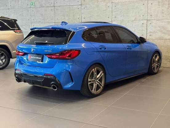 BMW-M 135i-2.0 16V TURBO GASOLINA XDRIVE AUTOMÁTICO BMW-M 135i-2020