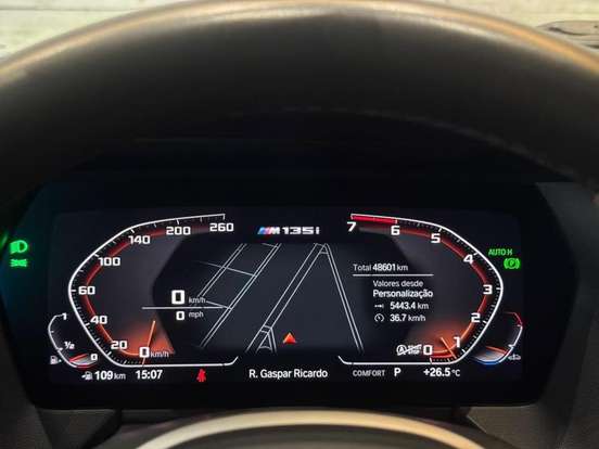 BMW-M 135i-2.0 16V TURBO GASOLINA XDRIVE AUTOMÁTICO BMW-M 135i-2020
