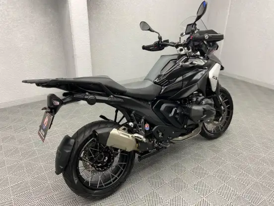 BMW-R 1300 GS TRIPLE BLACK BMW-R 1300 GS TRIPLE BLACK-2025