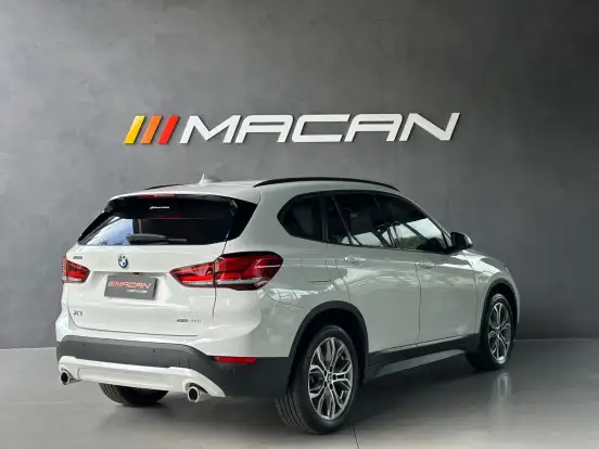 BMW-X1-2021