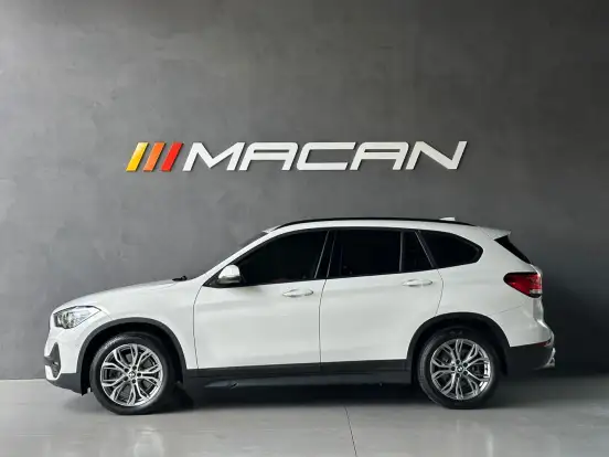 BMW-X1-2021
