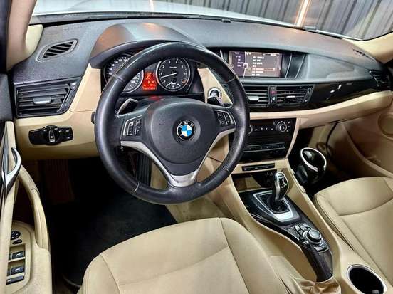 BMW-X1-2013