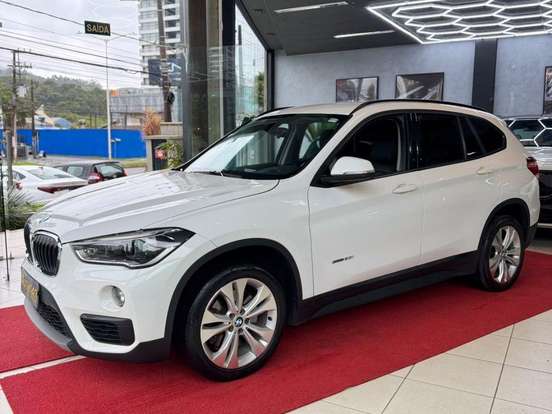 BMW-X1-2.0 16V TURBO ACTIVEFLEX SDRIVE20I 4P AUTOMÁTICO BMW-X1-2016