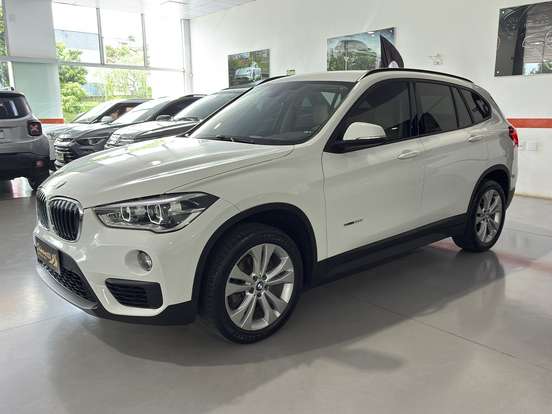 BMW-X1-2.0 16V TURBO ACTIVEFLEX SDRIVE20I 4P AUTOMÁTICO BMW-X1-2017