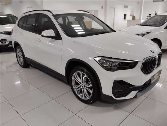 BMW-X1-2022