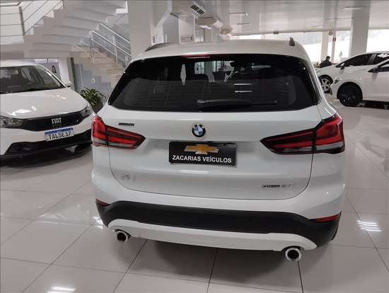 BMW-X1-2022