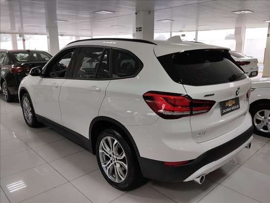 BMW-X1-2022