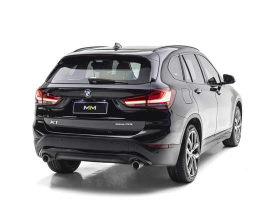BMW-X1-2.0 16V TURBO ACTIVEFLEX SDRIVE20I M SPORT 4P AUTOMÁTICO BMW-X1-2022