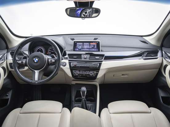 BMW-X1-2022