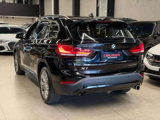 BMW-X1-2.0 16V TURBO ACTIVEFLEX SDRIVE20I X-LINE 4P AUTOMÁTICO BMW-X1-2021