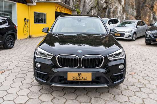 BMW-X1-2017