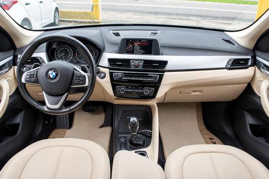BMW-X1-2017