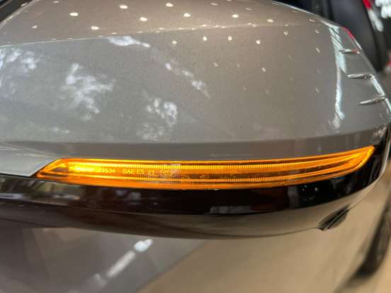 BMW-X1-2024