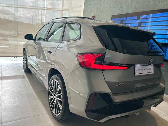 BMW-X1-2.0 16V TURBO GASOLINA SDRIVE20I M SPORT STEPTRONIC BMW-X1-2024