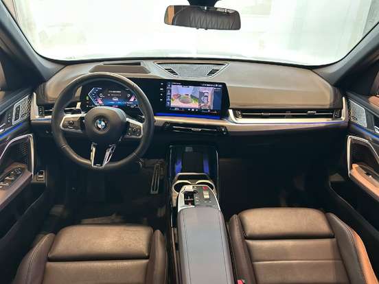 BMW-X1-2024