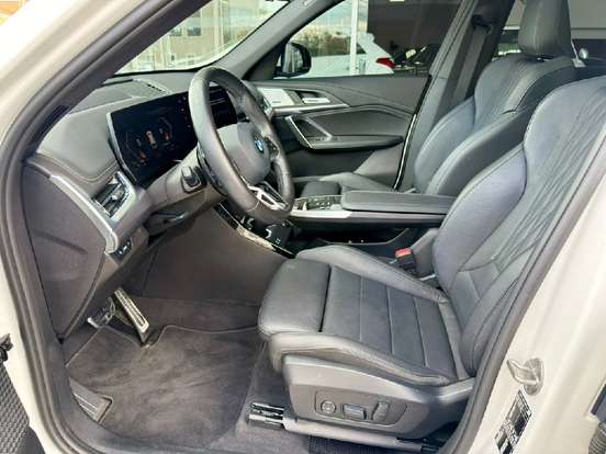 BMW-X1-2.0 16V TURBO GASOLINA SDRIVE20I M SPORT STEPTRONIC BMW-X1-2023
