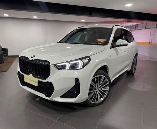 BMW-X1-2023
